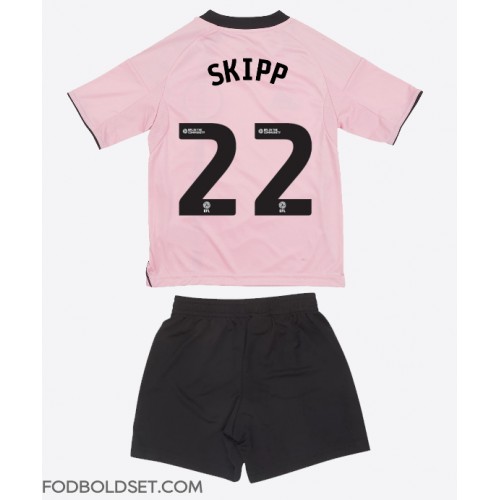 Leicester City Oliver Skipp #22 Tredje trøje Børn 2025-26 Kortærmet (+ Korte bukser)